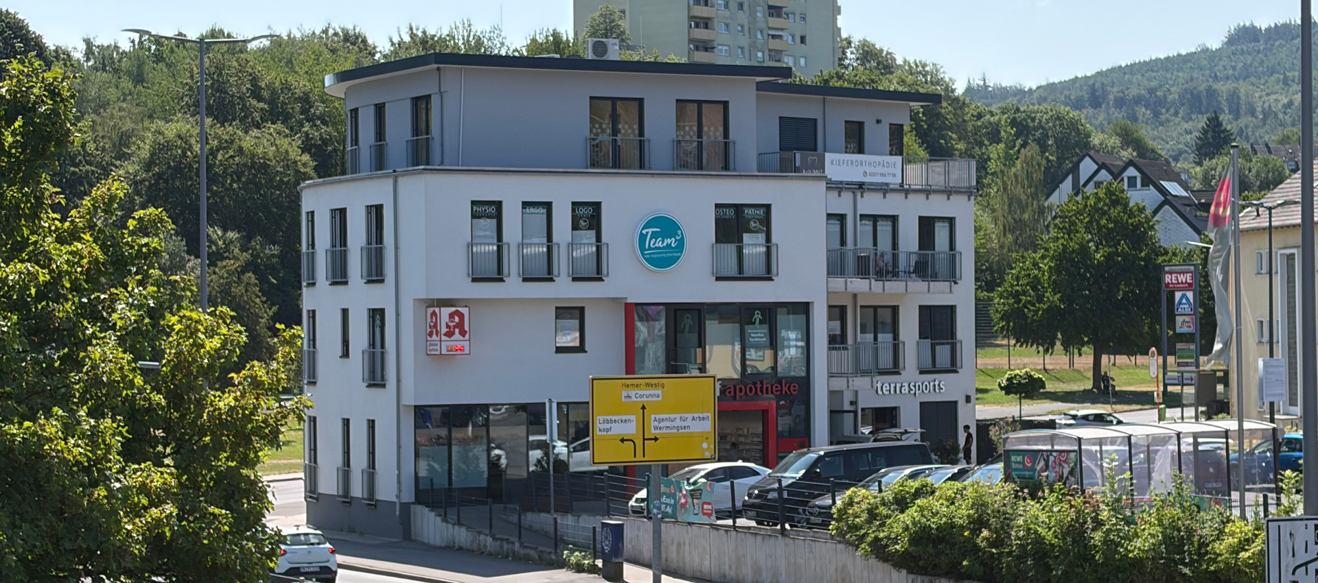 Praxis Karableyeh Außenansicht